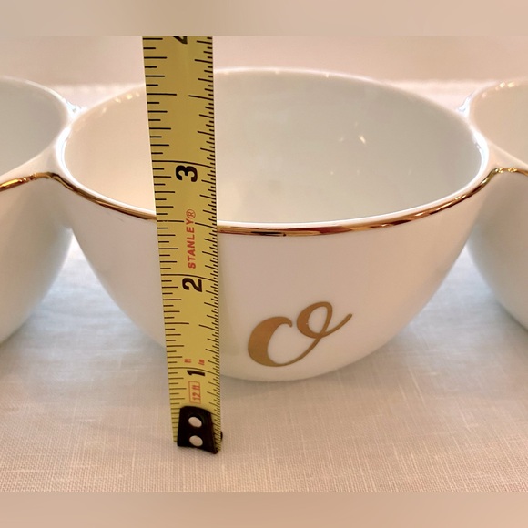 “Joy” Holiday Snack Dish. - Picture 4 of 7